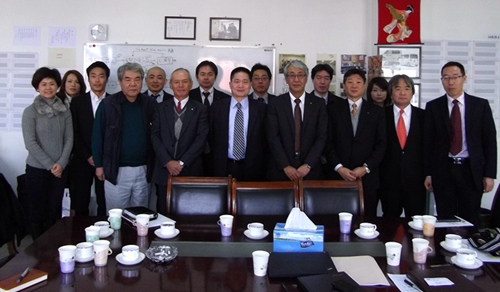 与丰田公司合照