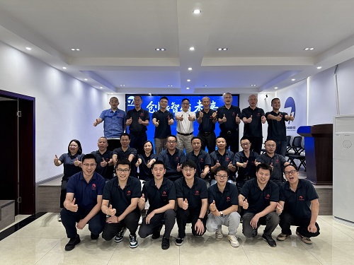 正恒动力技术中心新人见面会圆满成功