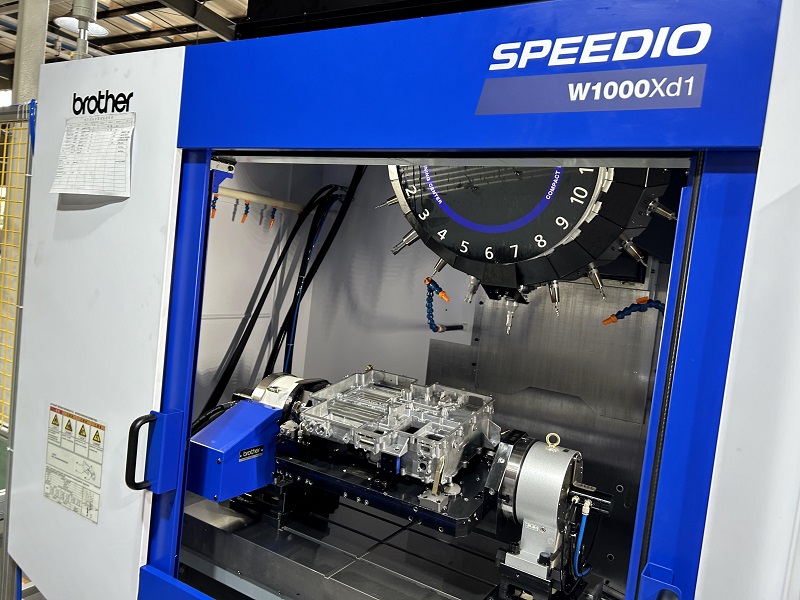 正恒动力新能源汽车壳体自动化生产线 (1)