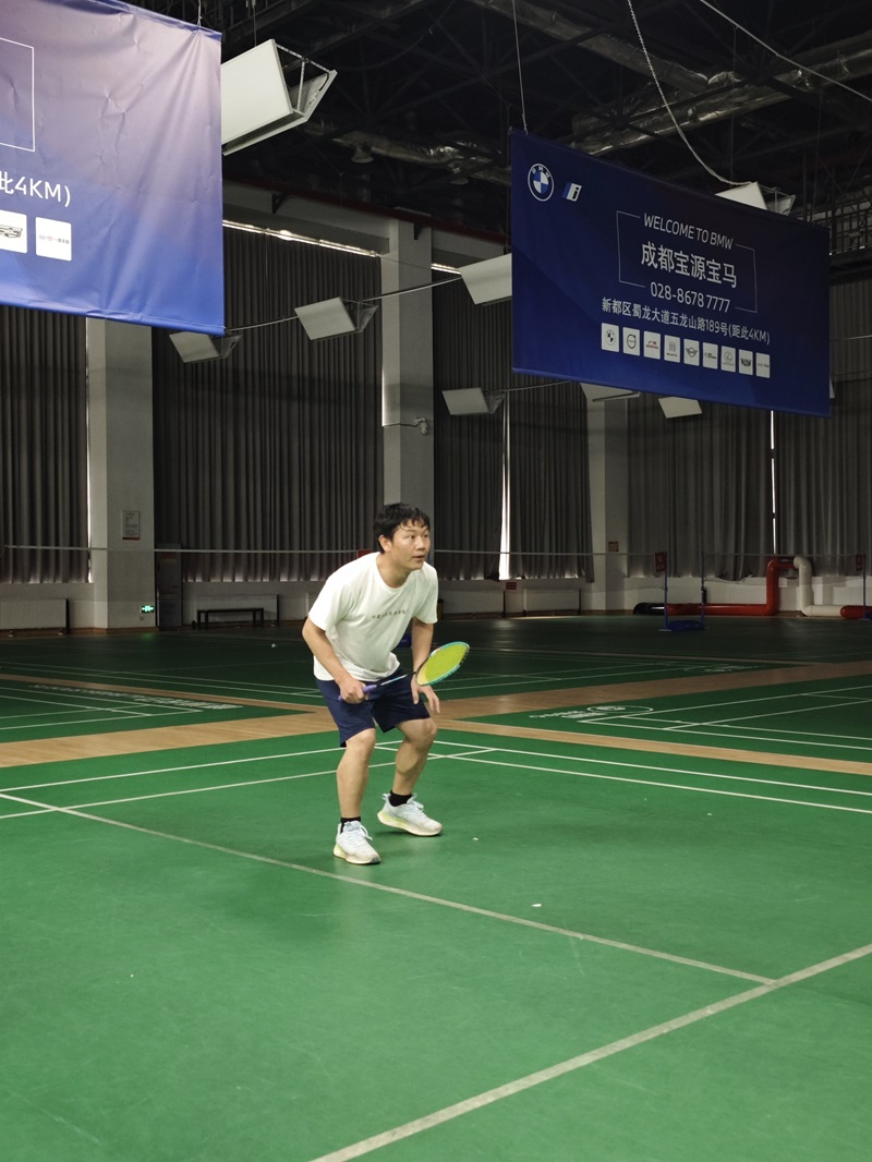 正恒动力首届羽毛球赛 (1)